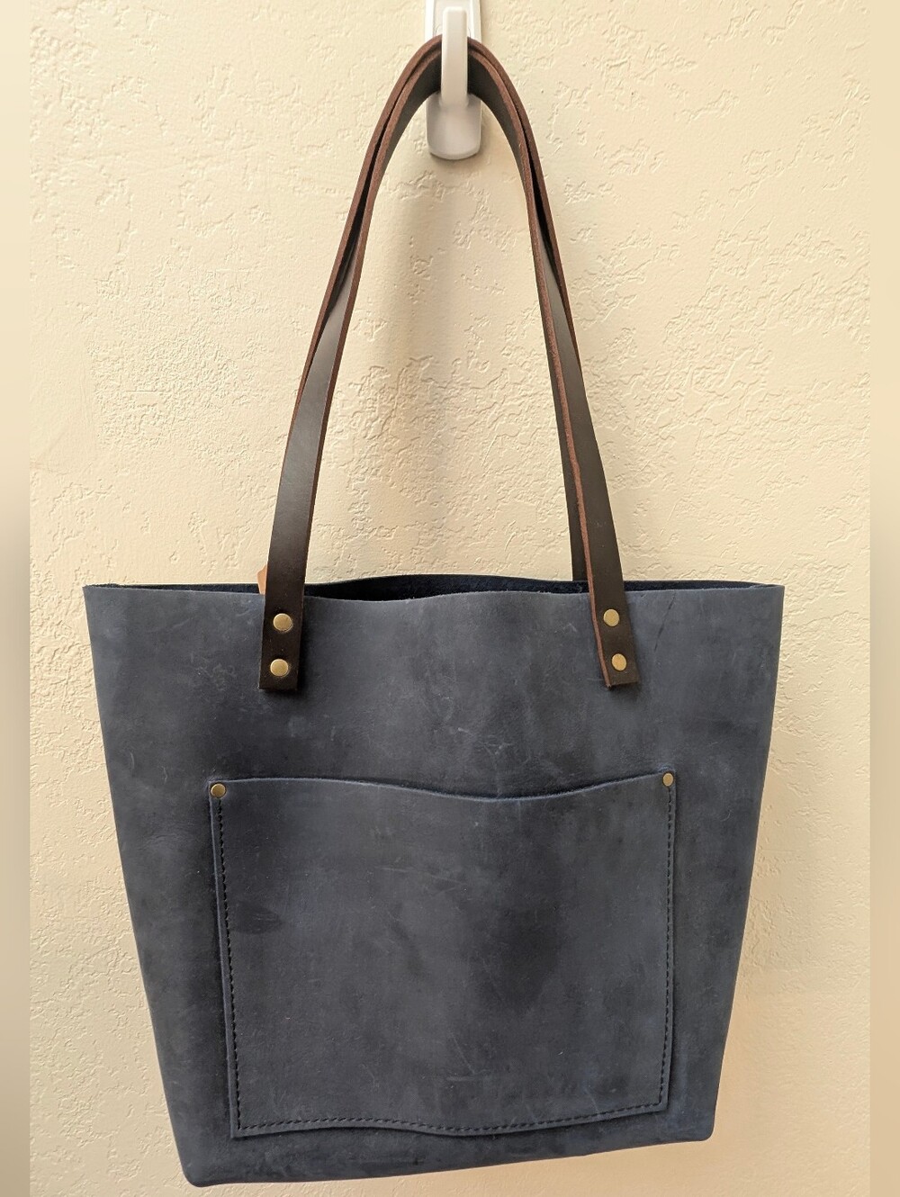 Deep Water Medium Classic Tote With Dark Brown Handles